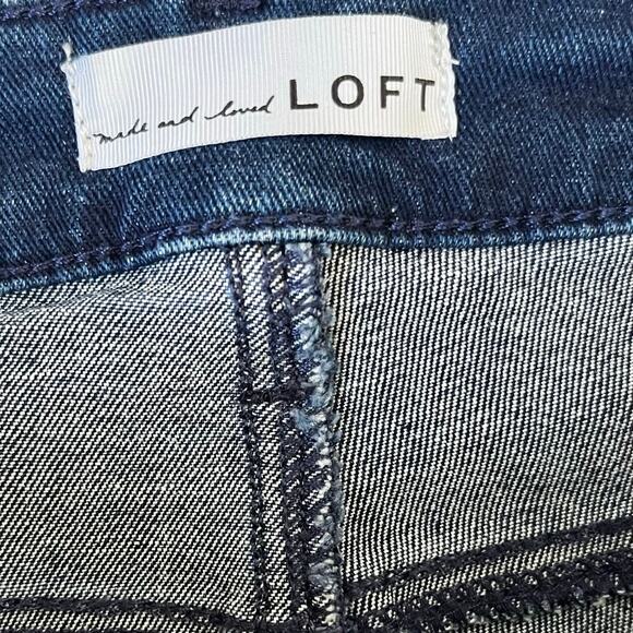 Loft The Slim Flare Dark Wash High Waisted Size 30 Stretch - Picture 8 of 9